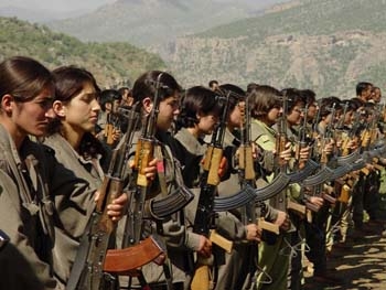 Курдские женщины не доверяют обещаниям Турции