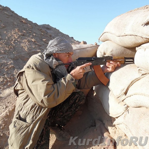 Западные добровольцы помогают курдам воевать с исламистами