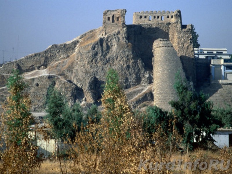 ИГ уничтожили древний мосульский замок