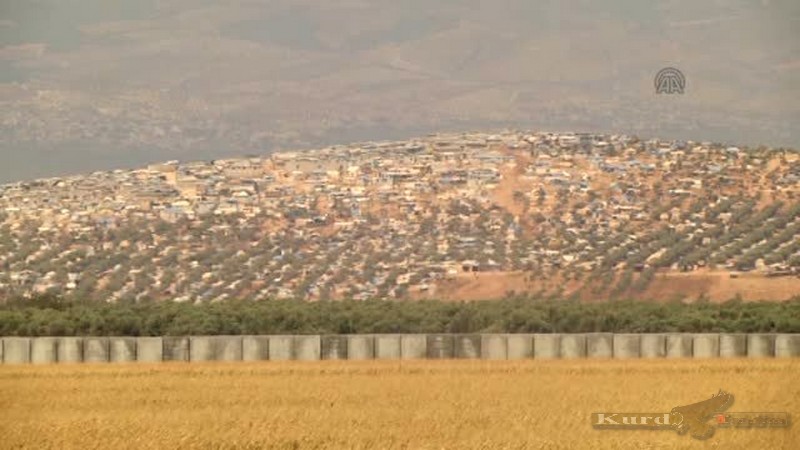 СМИ: Власти Турции начали возведение ограждения на границе с Западном Курдистана