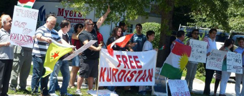 Курды и армяне   провели митинг протеста в Страсбурге