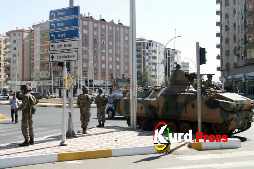 Турции начали карательную военные действия против курдов в Идил