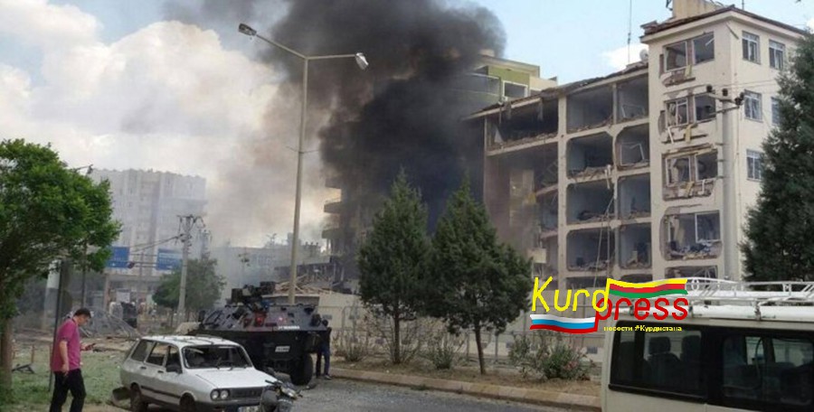Взрыв возле штаб-квартиры полиции в Мидьят
