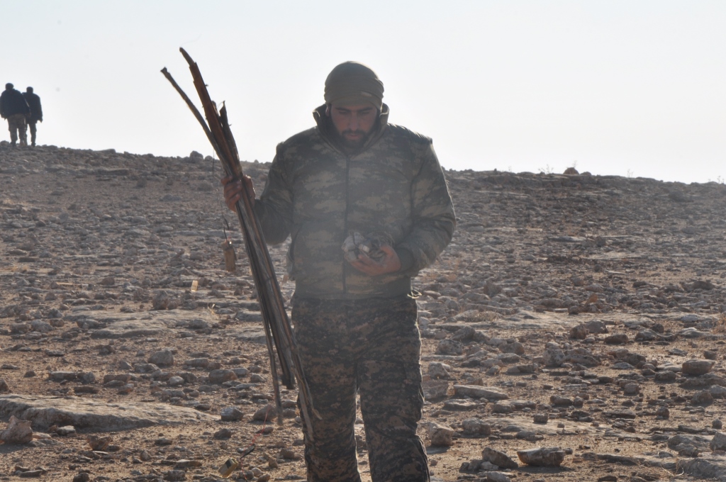 В западной части Ракки саперы обезвредили 1500 мин