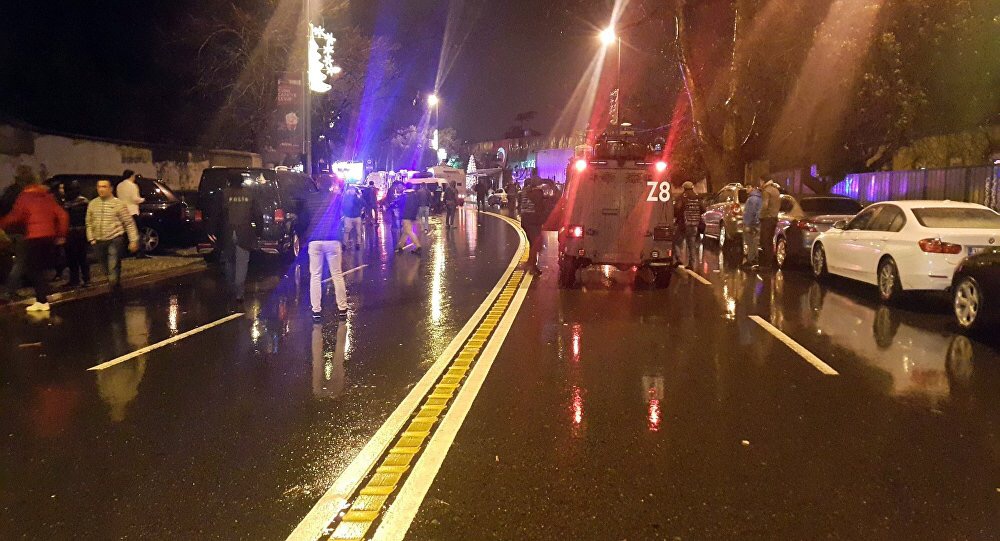 В Стамбуле совершено вооруженное нападение на ночной клуб
