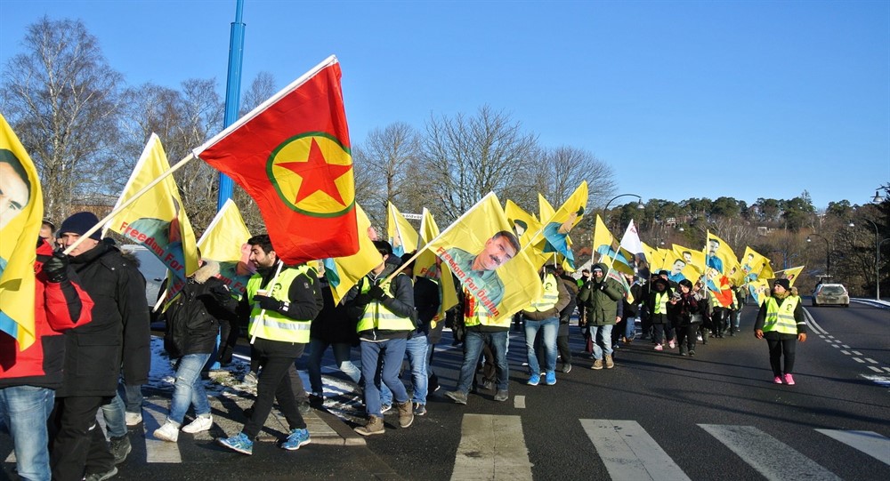 Демонстрации в Германии и Франции в поддержку Оджалана