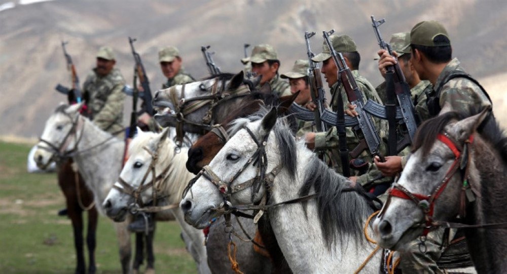 «Беженцы», поселившиеся в Северном Курдистане, получают военную подготовку