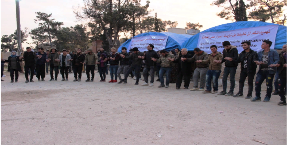 Акция «живой щит» в Кобане