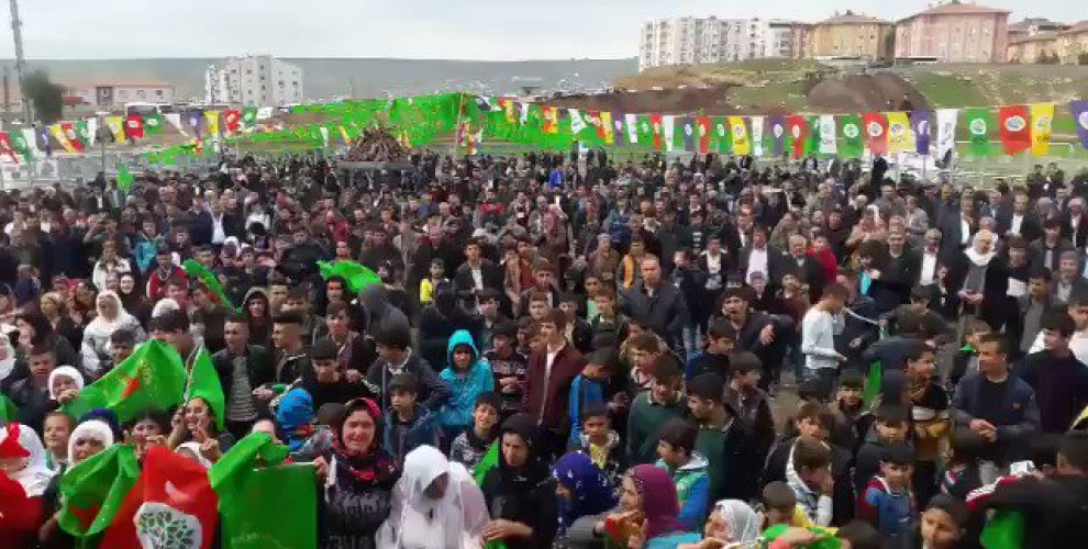 В Джизре празднуют Науроз, несмотря на давление полиции