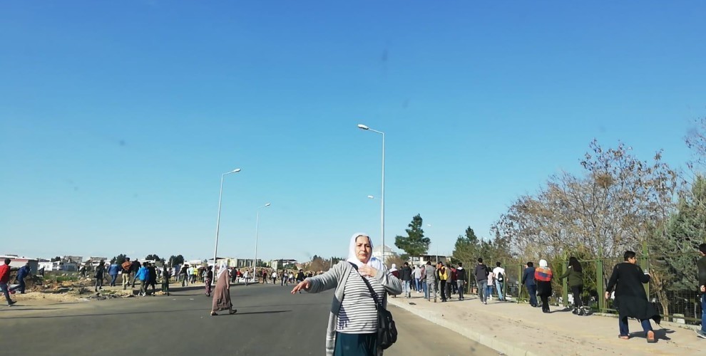 Полиция не пустила людей на могилу Гезена в Амеде