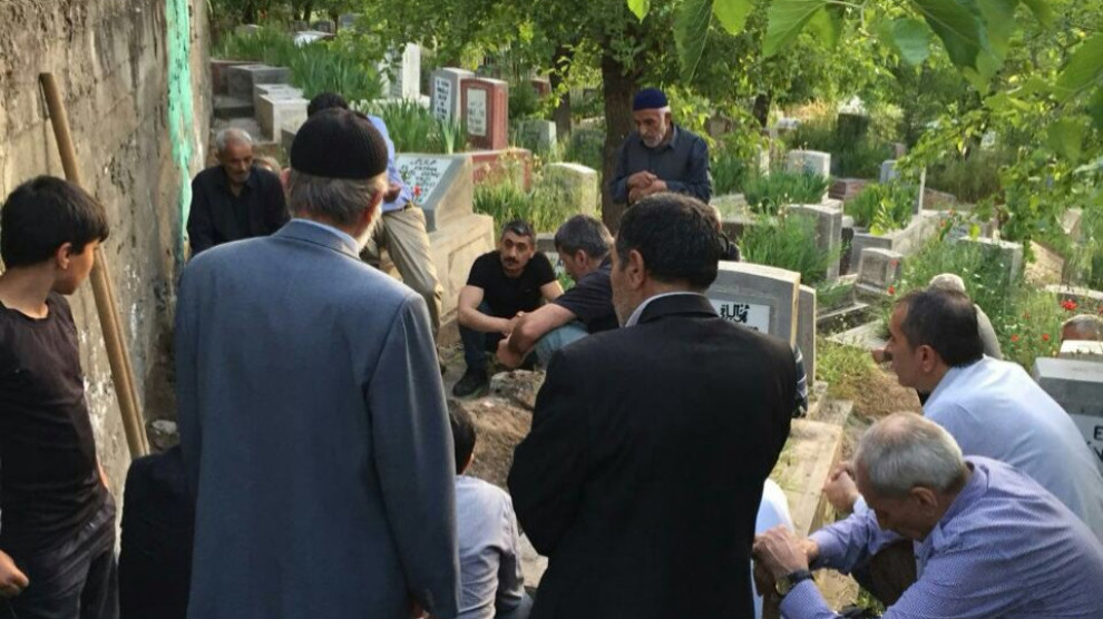 Партизан НСС Акташ похоронен под полицейским присмотром