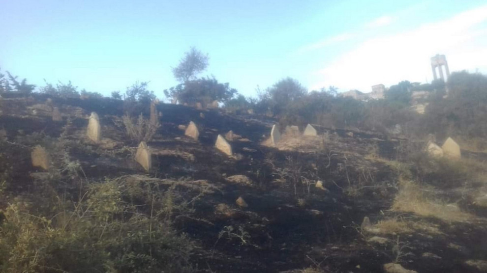 Турецкая армия сожгла кладбище в деревне Хаджи Халил