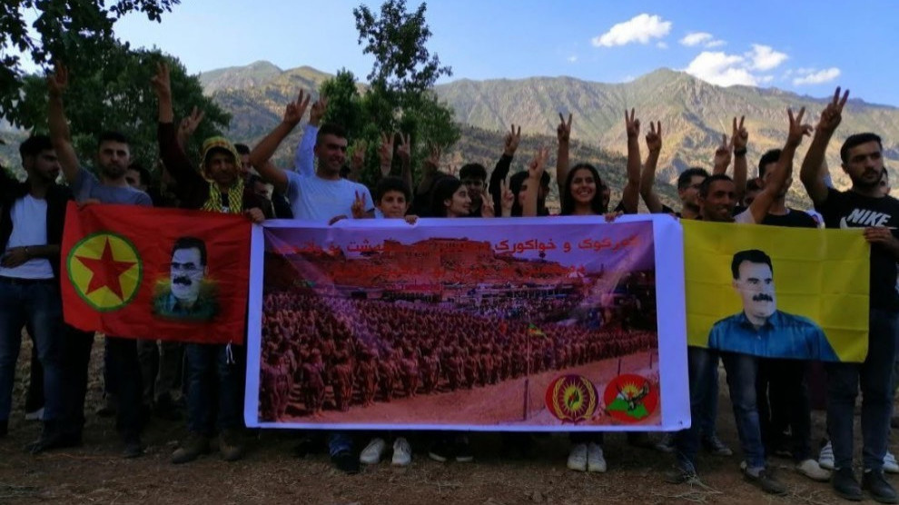 Молодые люди выступили живым щитом в южном Курдистане