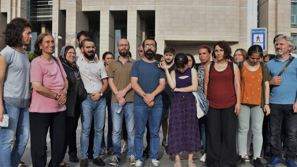 Журналисты ETHA освобождены с ограничением прав