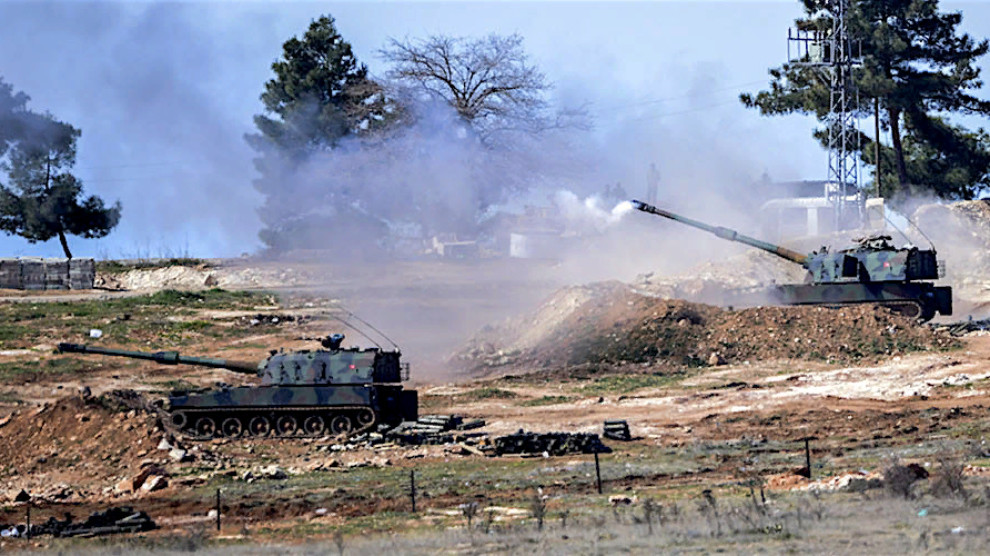 Турецкая армия бомбит деревни в Шере