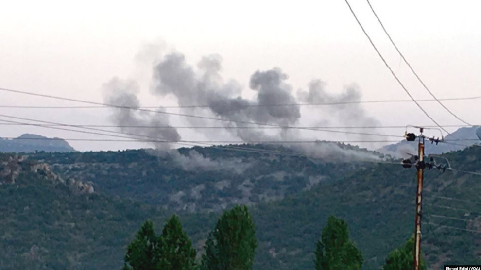 Турецкая авиация бомбит окрестности села в Захо