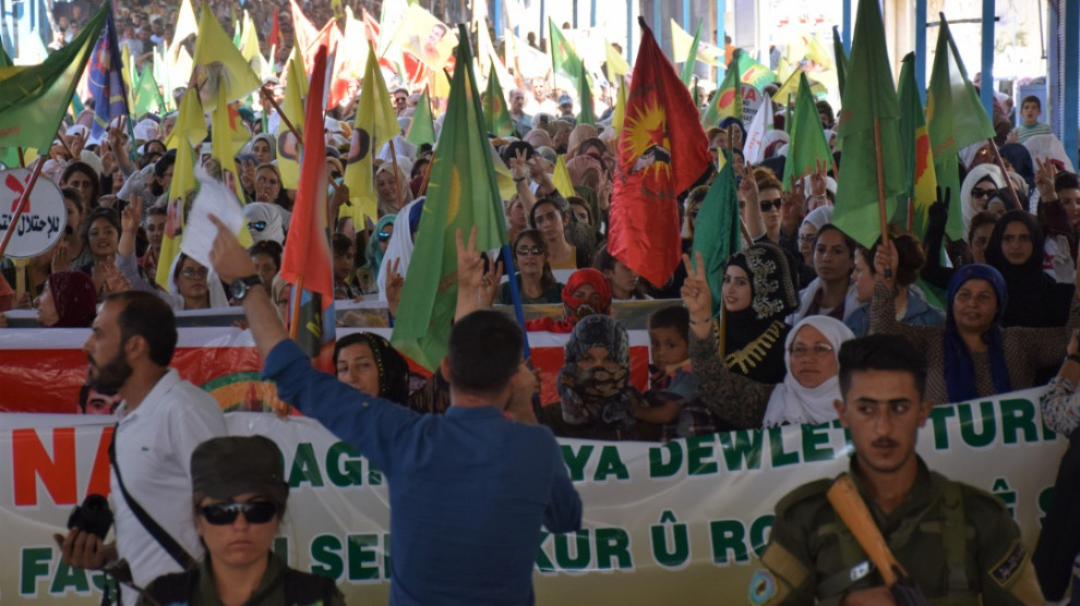 Тысячи жителей Сарекании осуждают угрозы Турции
