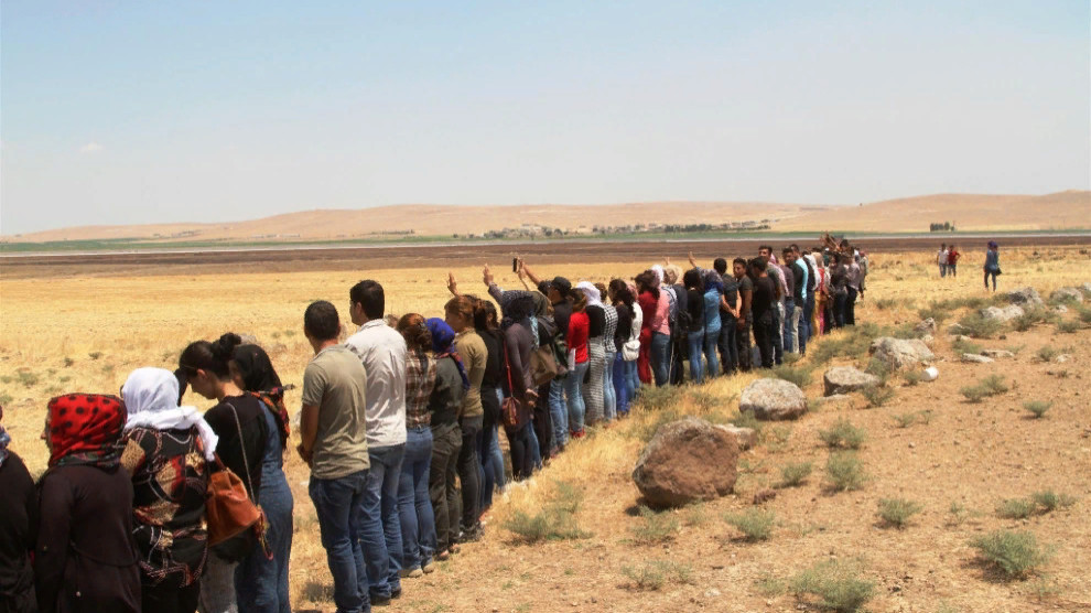 В Кобани продолжается акция «живой щит»