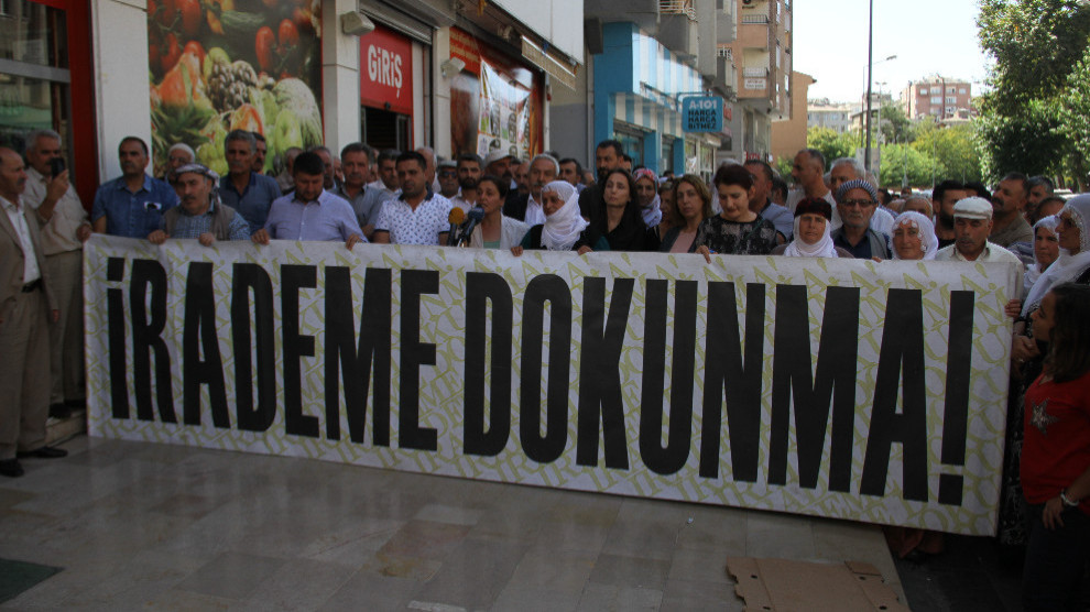 Пикет за демократию в Амеде: день 38-й