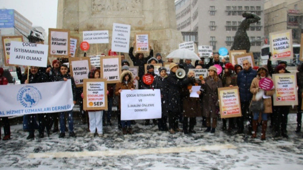 Женщины выступили против «амнистии за жестокое обращение с детьми»