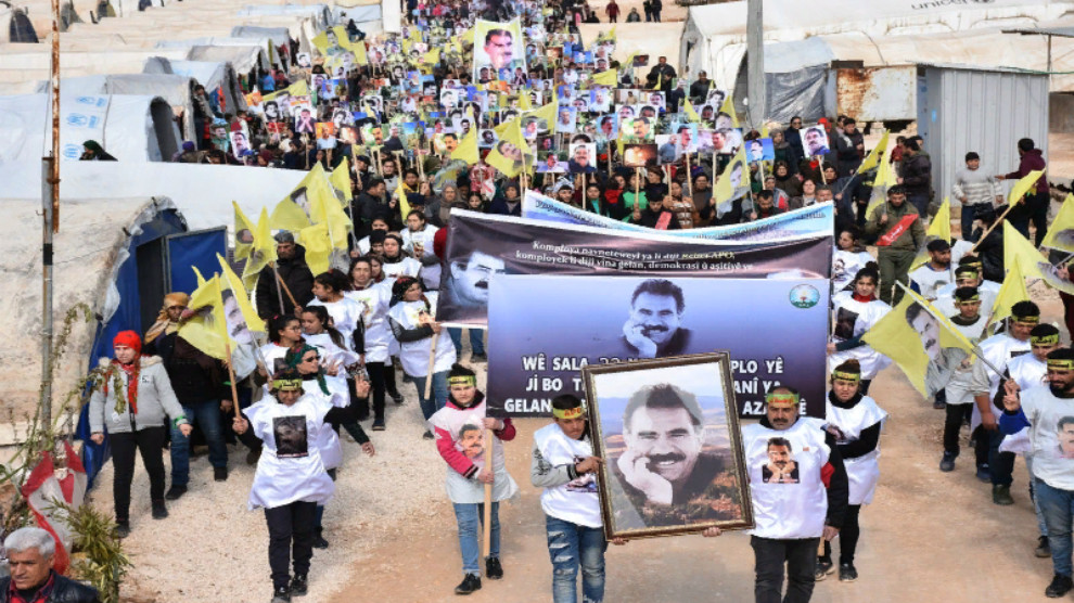 Жители Африна в Шахбе протестуют против международного заговора