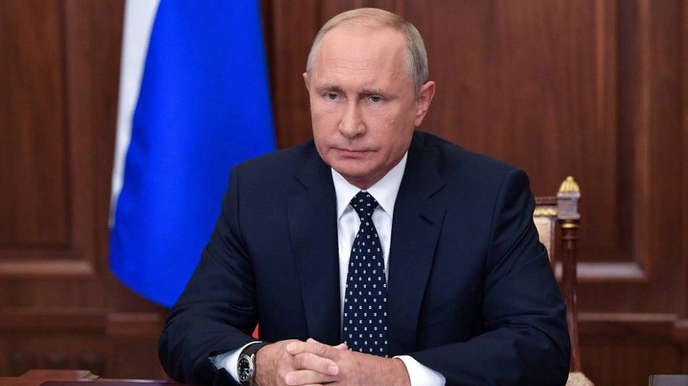 Путин обратился к гражданам в связи с коронавирусом