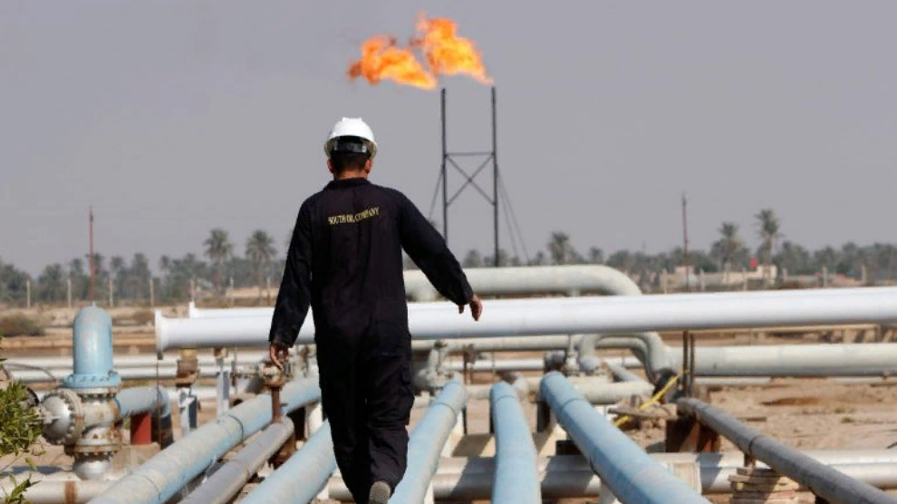 Иран борется с коронавирусом на фоне падения нефтяных доходов