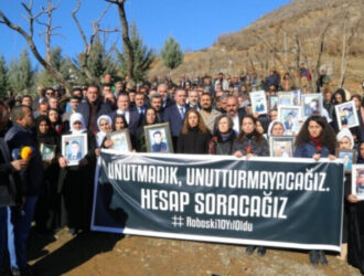 Мероприятие в память о жертвах массового убийства в Робоски