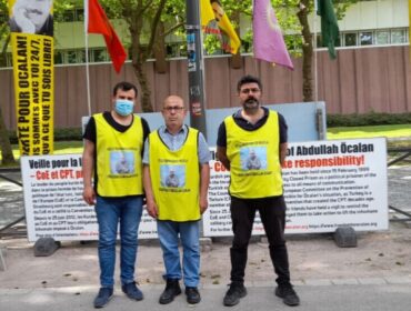 Новая группа приняла «вахту» пикета за освобождение Оджалана