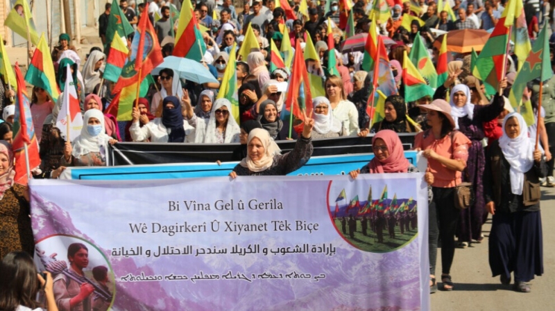 Жители Дерика протестуют против Турции и ее пособников