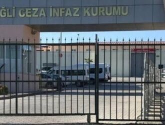 Трое заключенных тюрьмы в Конье начали бессрочную безальтернативную голодовку