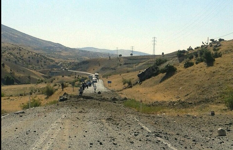 Бойцы РПК  подорвали автобус с полицейскими в Турции