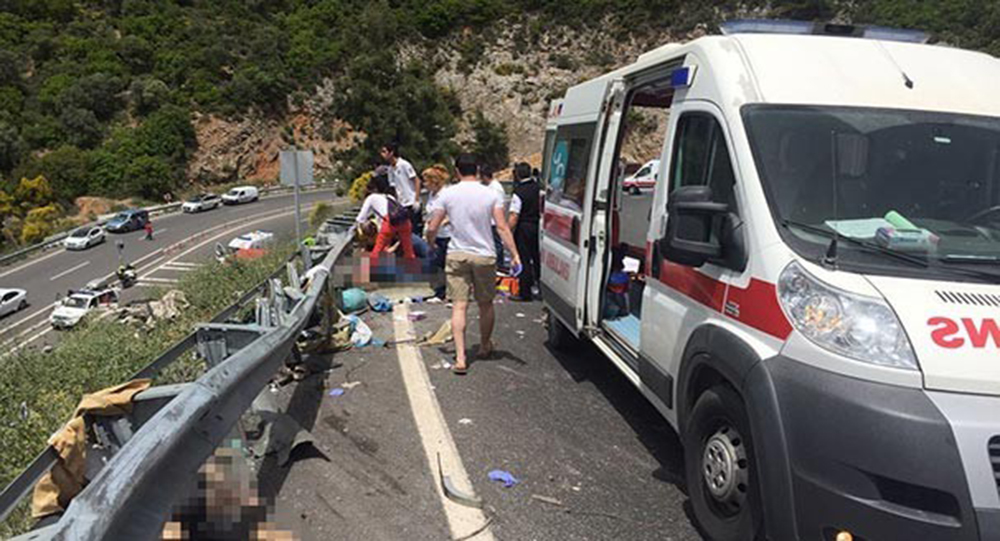 В Турции 17 человек погибли в аварии туристического автобуса