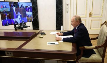 Путин провел совещание с правительством