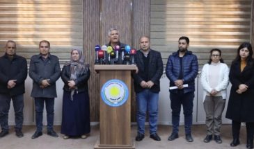 В Кобани заявили о нехватке помощи и потребовали снять 37-дневную осаду