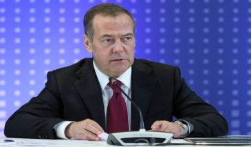 Медведев: ЕС действует в русле США по Ирану