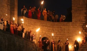 На стенах Амеда зажгли огонь Науроза