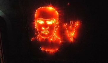 В Махмуре школьники отметили Науроз факельным шествием и световым перформансом