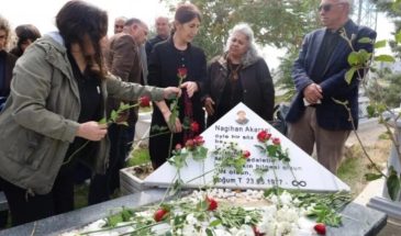 Память Нагихан Акарсель почтили на её могиле